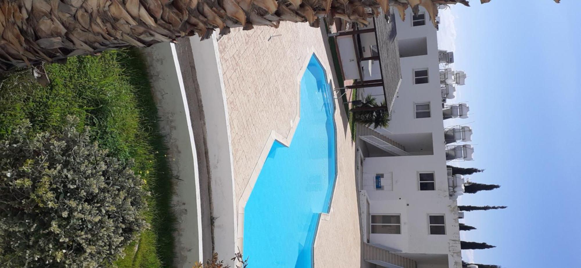 Akamandos 76 Apartman Péjia Kültér fotó