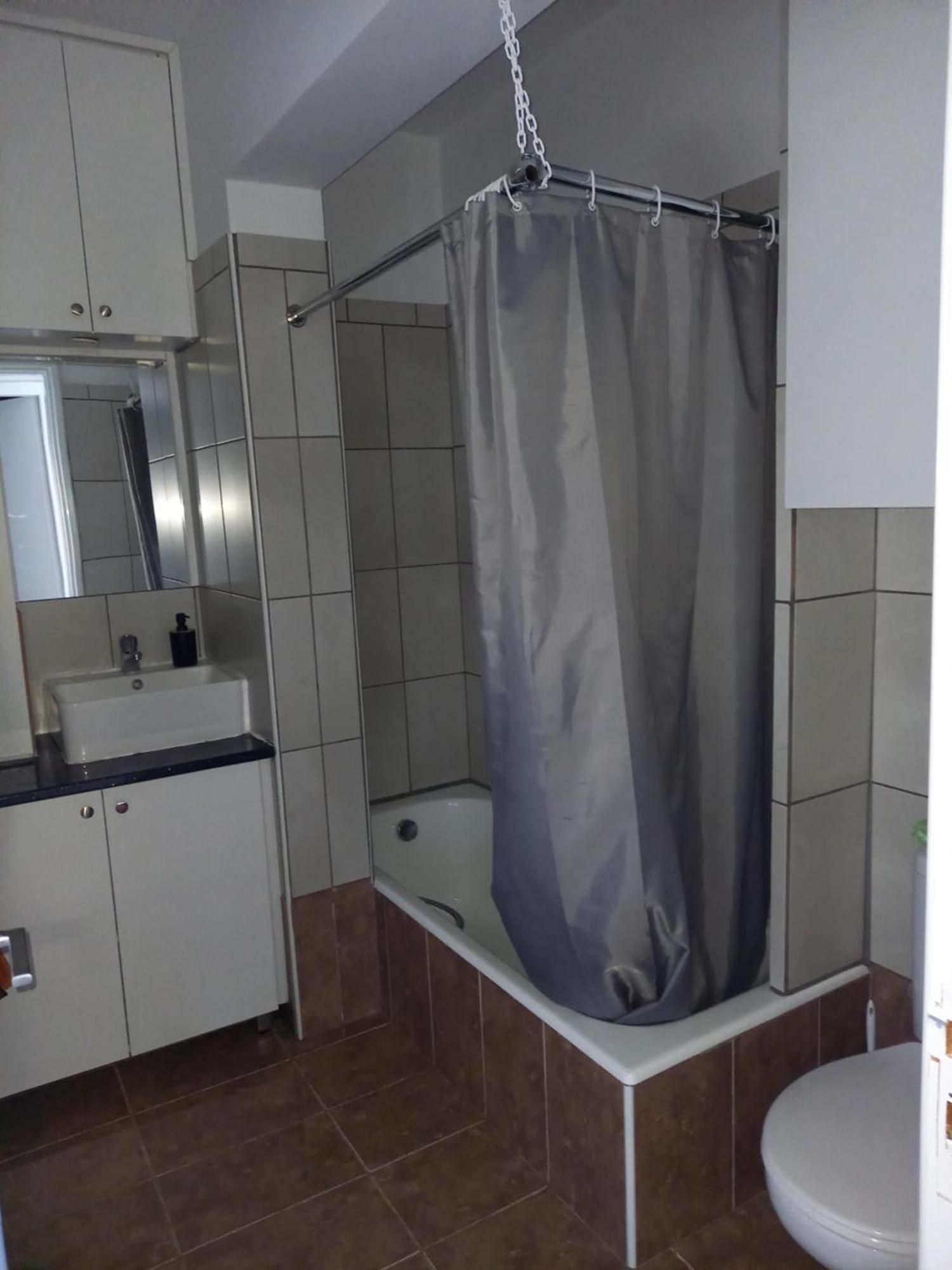 Akamandos 76 Apartman Péjia Kültér fotó